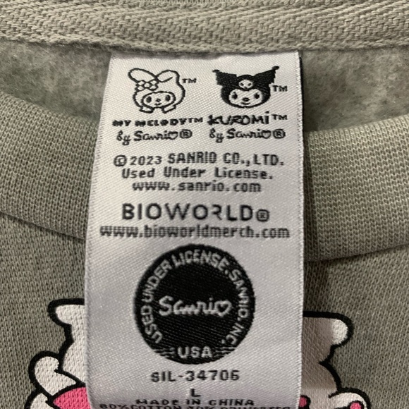 NWOT Kuromi & My Melody Sweatshirt - Picture 4 of 4